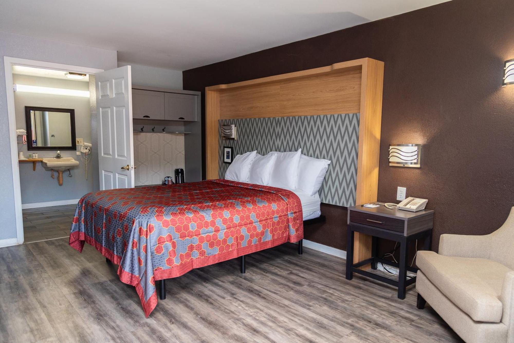 Columbus Inn And Suites المظهر الخارجي الصورة