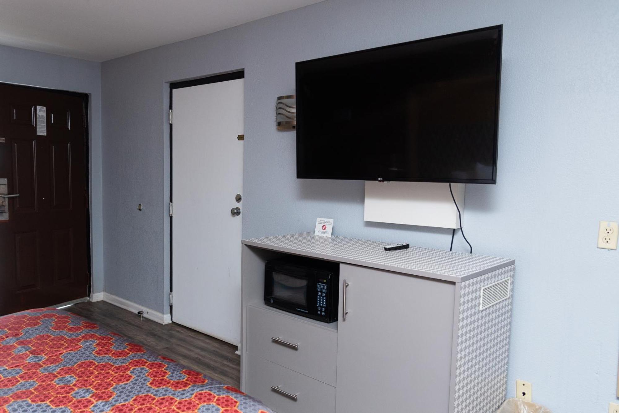 Columbus Inn And Suites المظهر الخارجي الصورة