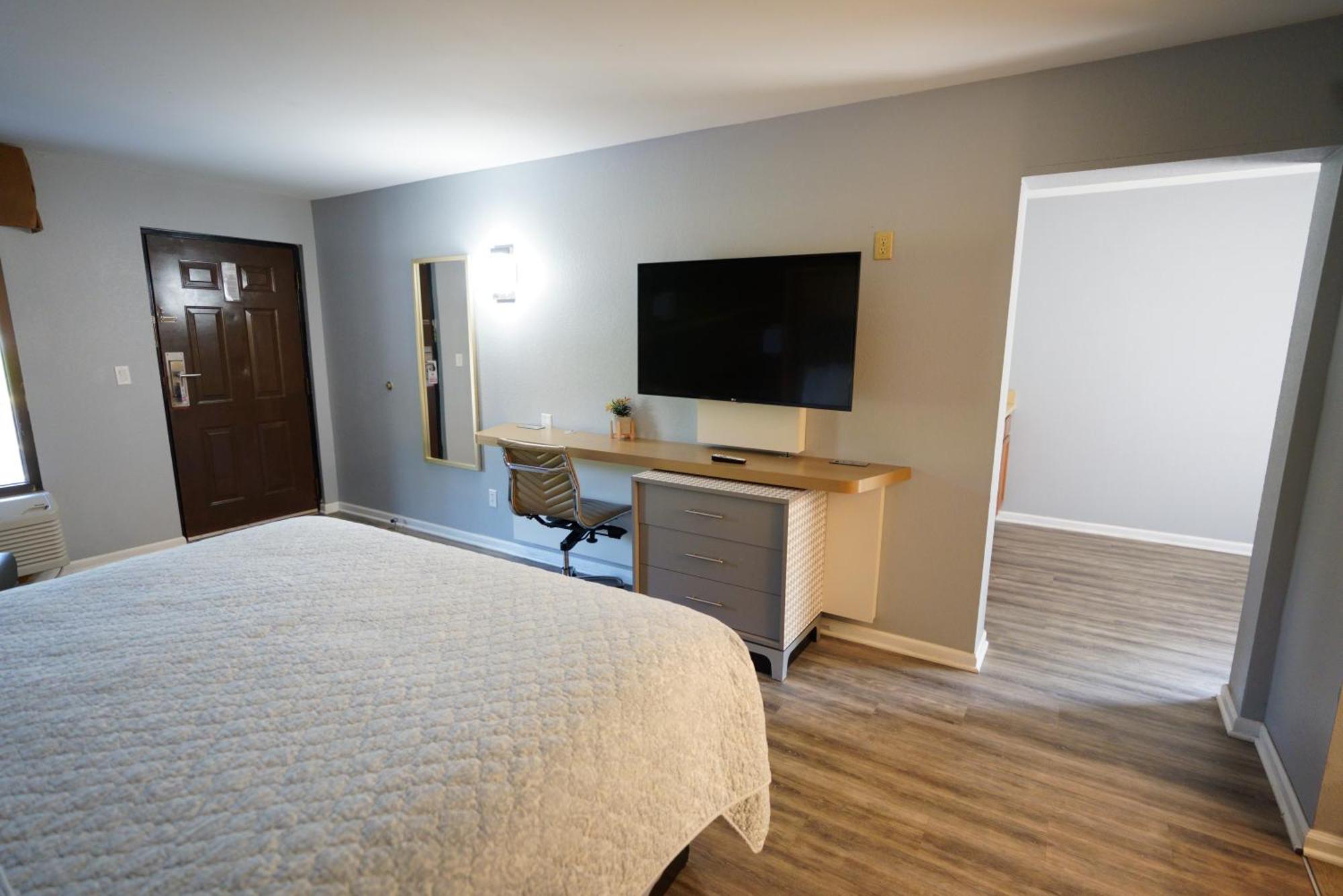 Columbus Inn And Suites المظهر الخارجي الصورة